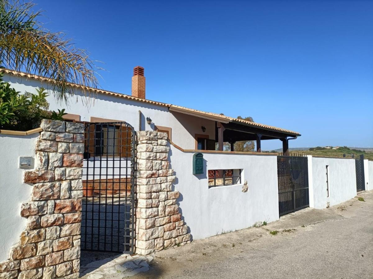 סן לאונה Villamare Iris מראה חיצוני תמונה